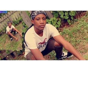 Meet your Posher, Mya